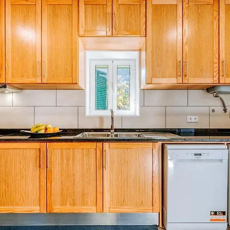 Olinda's Place By Amazing Madeira *